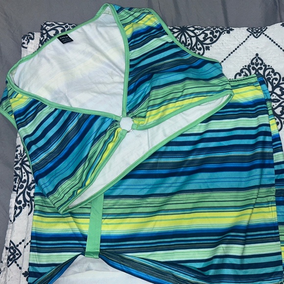 Skirt set - Picture 1 of 1